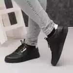 ونس مردانه کلاسیک مشکی